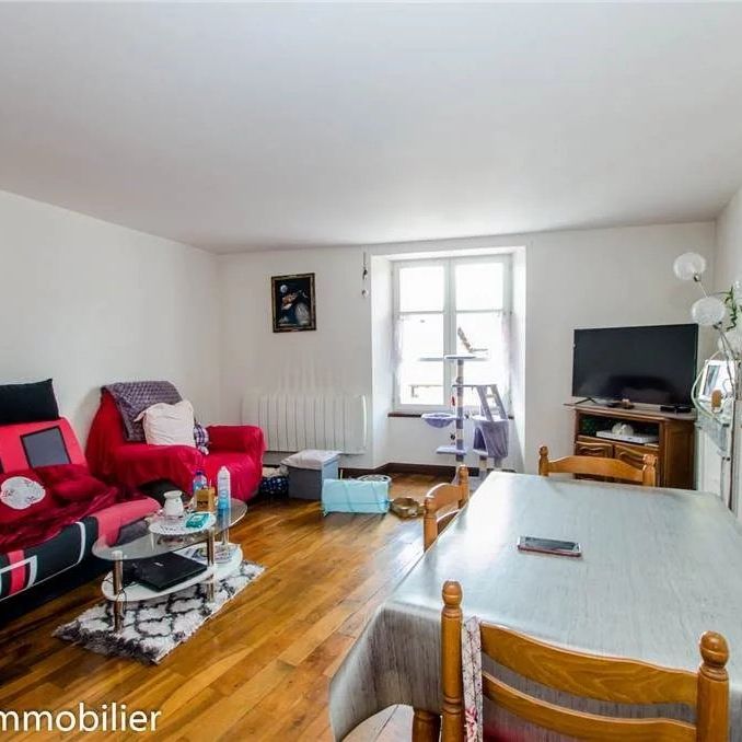 Location Appartement 2 pièces 57m² ST MARCELLIN 38160 - Photo 1