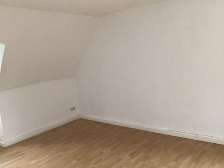 Wer will mich!? Günstige 2-Zimmer-Dachgeschosswohnung - Foto 3