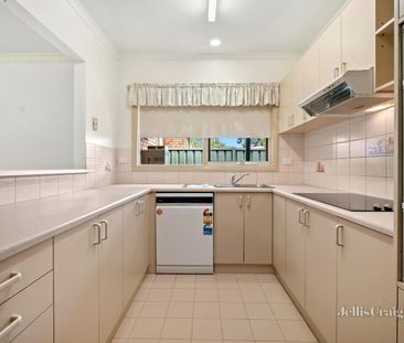 9 Balmoral Drive, Ballarat East - Photo 3