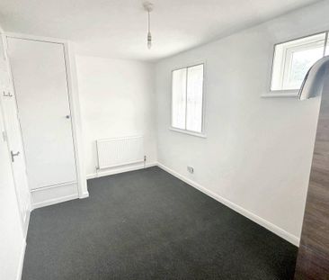 1 bedroom semi-detached house to rent - Photo 4