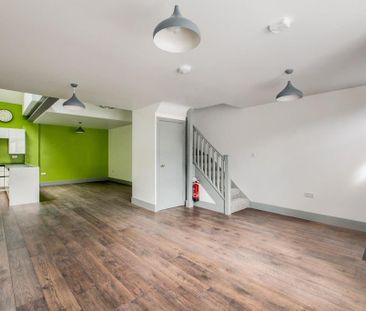 2 bedroom terraced house to rent - Photo 2