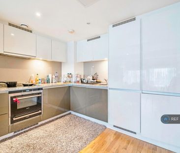 Studio to rent - Photo 5