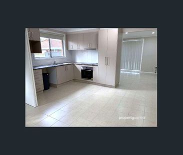 Well-Presented 3-Bedroom Home in a Quiet Cul-de-Sac - Photo 2
