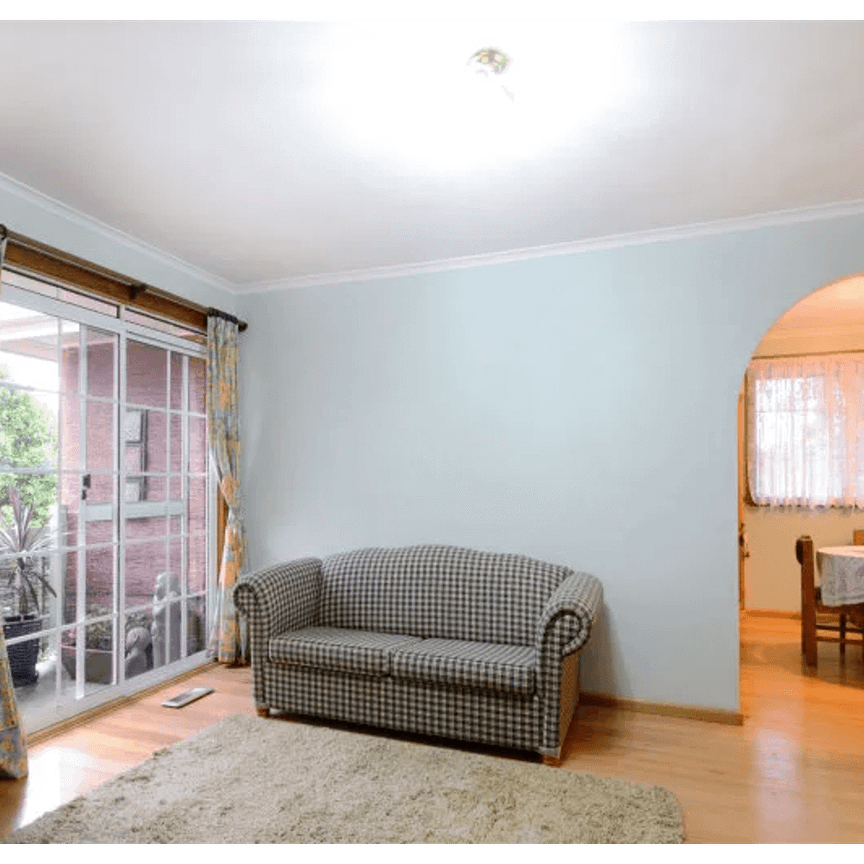 $580/w Spacious 3 Bed Family Home in Great Location - Photo 1