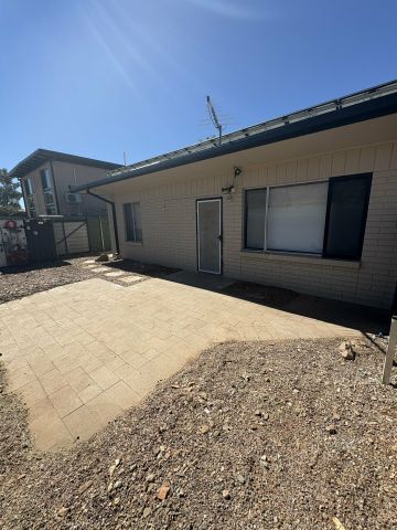 TWO BEDROOM, ONE BATHROOM UNIT IN GILLEN OVERLOOKING THE RANGES - Photo 5
