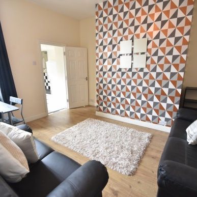 3 Bed - Meldon Terrace, Heaton - Photo 1