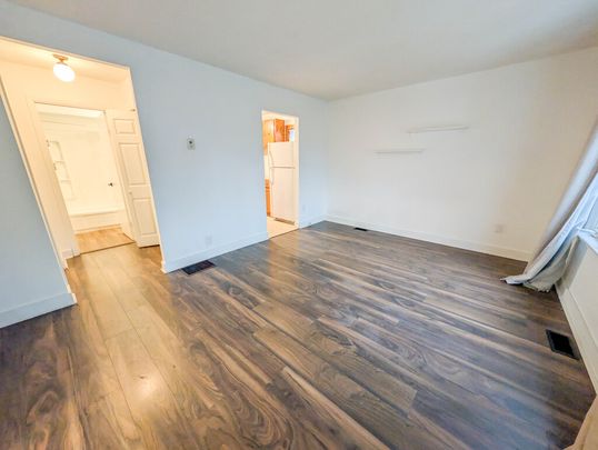 2 Bedroom House with Fully Finished Basement in St. Catharines! - Photo 1