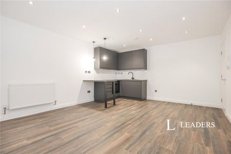 1 bedroom flat to rent - Photo 3