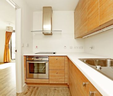 2 bedroom apartment to rent - Photo 5