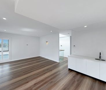 Naturally, Custom! - Photo 1