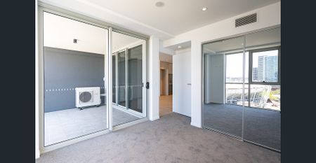 Furnished 1 bedroom -$640 per week - Photo 2