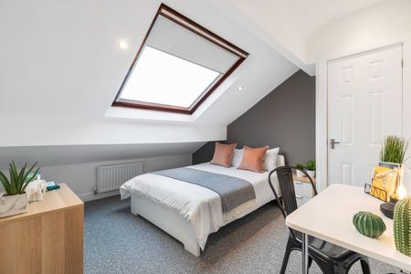 6 Bed Terraced House, Hartley Grove, LS6 - Photo 5