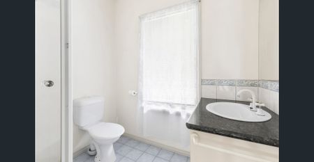 Modern Family Living in the Heart of Hoppers Crossing - Photo 3