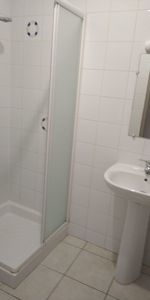 A louer studio - centre ville de Carentan - 2e étage - Photo 3