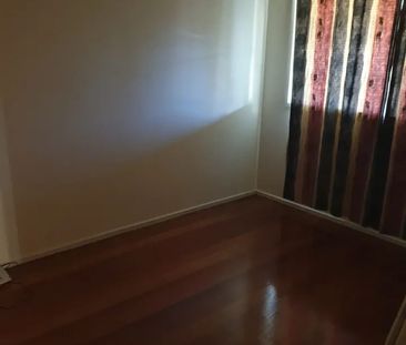Cozy family home in great location! - Photo 1