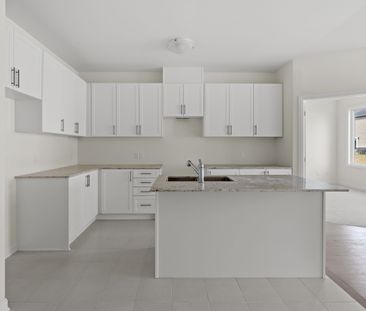 For Lease - 9 Golf Links Drive, Loyalist, Ontario - Photo 6