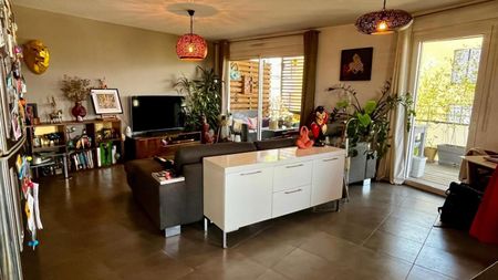 Location Appartement 4 pièces 98m² ST JULIEN EN GENEVOIS 74160 - Photo 2