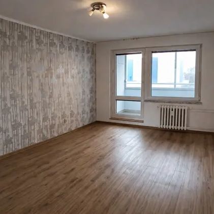 Pronájem bytu 3+1, Ostrava, ul. Engelmüllerova - Фото 1