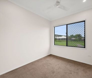 48 Saint Albans Road, Mount Louisa - Photo 3