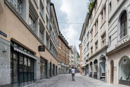 Zentrale Singlewohnung - auch für Studenten geeignet! - Photo 2