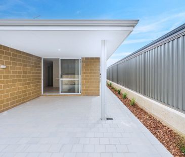 Modern Coastal Living in Sought-After Madora Bay - Photo 4