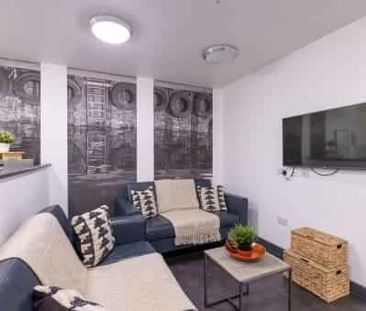 8 Bed En-suite - Photo 2