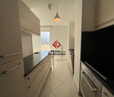 Location Appartement 3 pièces 71m² ST ISMIER 38330 - Photo 4