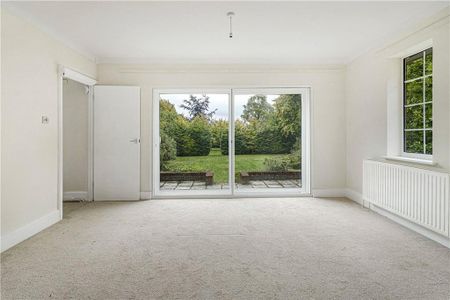 4 bedroom detached house to rent - Photo 3