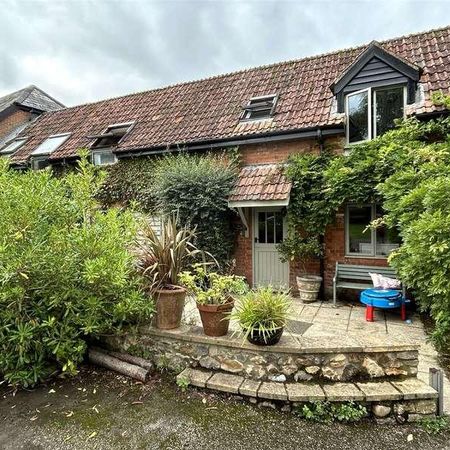 Bulverton Well Cottage, Bulverton, Sidmouth, Devon, EX10 - Photo 4