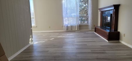 For Lease - 832 Reytan Boulevard, Pickering, Ontario - Photo 4