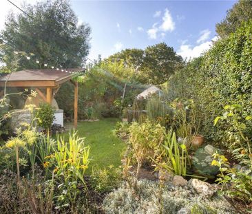 2 bedroom semi-detached house to rent - Photo 3