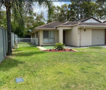 Beautiful Spacious Home Situated in Parkwood - Photo 5