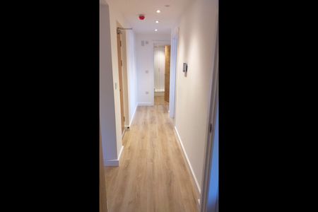 2 Bed Flat, Villa Street, NG9 - Photo 3