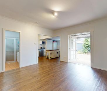 160 Lindsay Street, Hamilton NSW 2303 - Photo 2