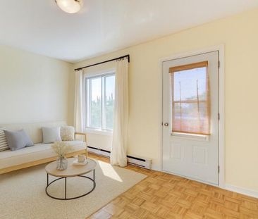 3 1/2 - Montréal - 1 400 $/mois - Photo 3