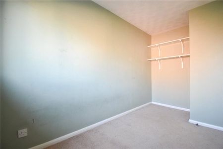 2 bedroom semi-detached house to rent - Photo 5