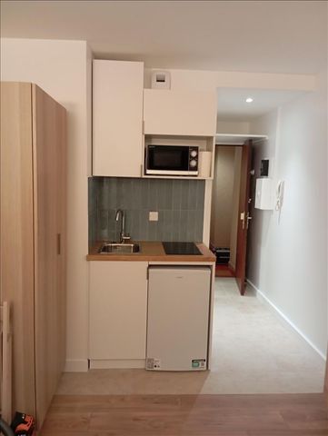 1 pièce - Meublé - 17,17 m² - 5ème étage - Colocation non autorisée - Photo 4