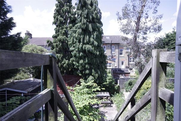 3 bedroom apartment to rent - Photo 1