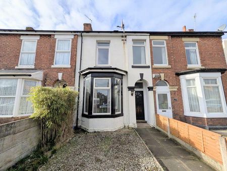 2 bedroom semi-detached house to rent - Photo 2