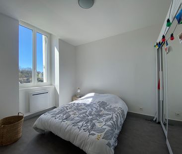 AIXE-SUR-VIENNE, T2 de 45m² avec parking ! - Photo 1