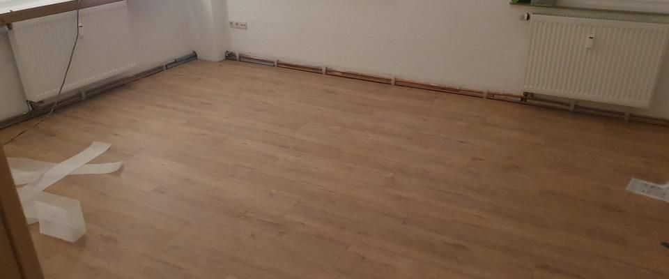 Großzügige 3 Zimmer-Wohnung im 1.OG - Foto 1