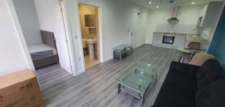 1 bedroom flat to rent - Photo 3