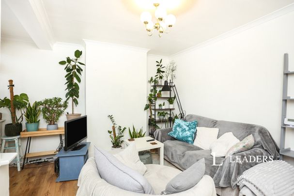 2 bedroom house to rent Robin Hood Green, Orpington, BR5 - Photo 1