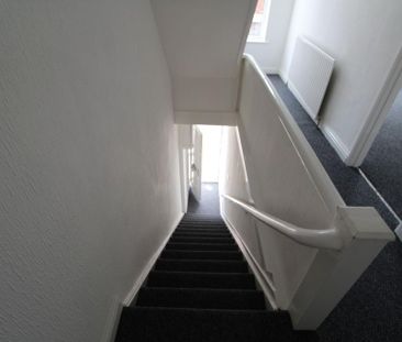 3 bedroom maisonette to rent - Photo 4