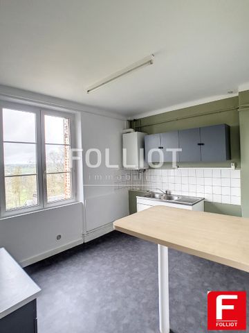 A LOUER - Proche centre ville de VIRE - Beau T2 de 61 m² - Photo 4