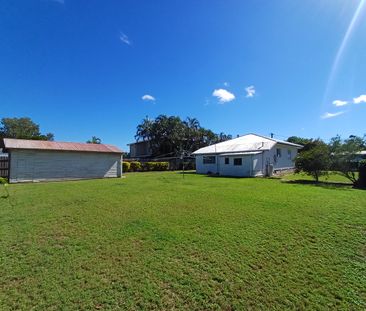 Flood Free Family Home in Svensson Heights - Photo 2