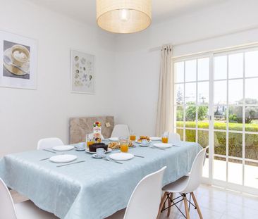 Rua dos Taxistas - Photo 6