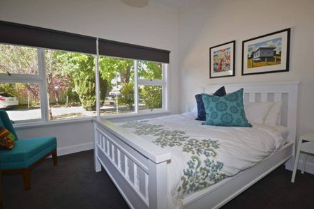 FULLY FURNISHED - Available July 2019 - Photo 2