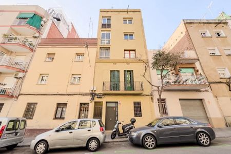 Carrer de lAntiga Travessera, L'Hospitalet de Llobregat, Catalonia 08906 - Photo 2