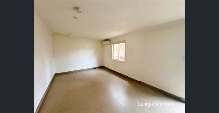 Neat two-bedroom granny flat with storage - Photo 2